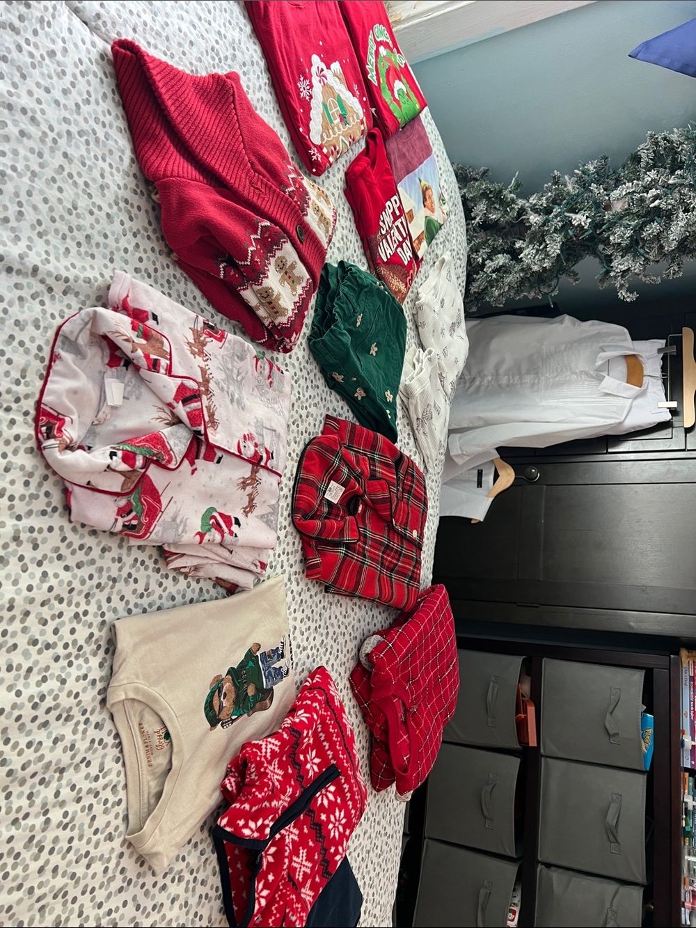BOYS SIZE 7/8 EUC BUNDLE OF CLOTHING LOT